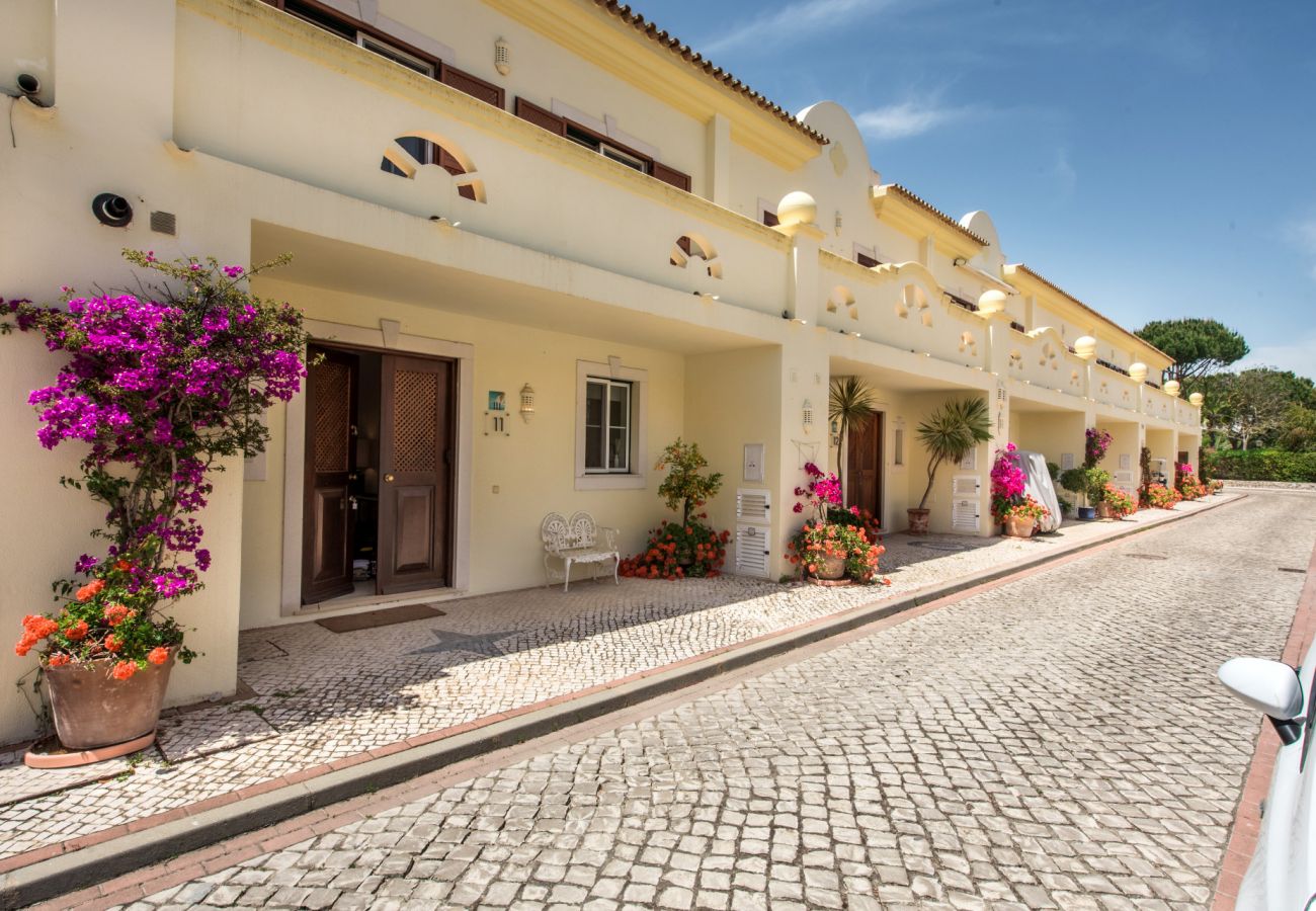 House in Almancil - Casa Anusca