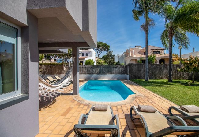 Villa in Vilamoura - Villa Nadiana Villa in Vilamoura - Villa Nadiana
