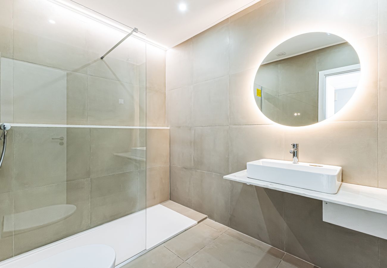 Villa in Lagos - Chilling In Lagos House | Pool | BBQ | Retreat