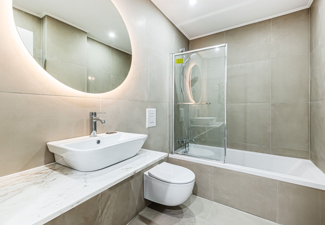 Villa in Lagos - Chilling In Lagos House | Pool | BBQ | Retreat