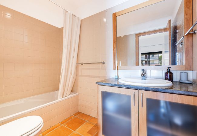 Apartment in Lagos - Marina Park 2015 Apartment in Lagos - Marina Park 2015