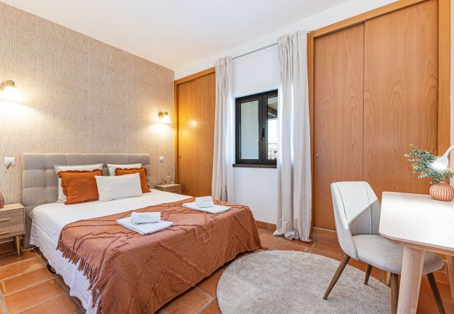 Apartment in Lagos - Marina Park 2015 Apartment in Lagos - Marina Park 2015
