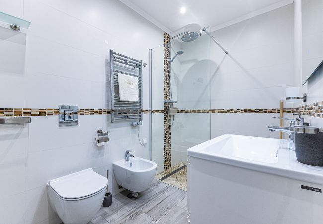 Apartment in Lagos - Lagos Peaceful Panorama | City Center Apartment in Lagos - Lagos Peaceful Panorama | City Center