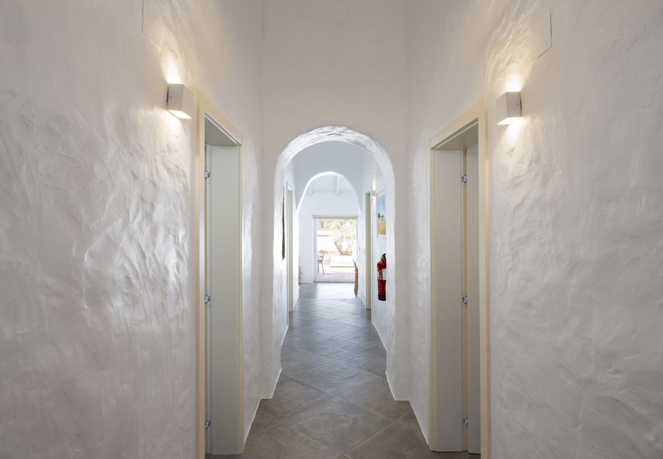 Cottage in Salvada - Casa Oliva Refúgio Rural Contemporâneo