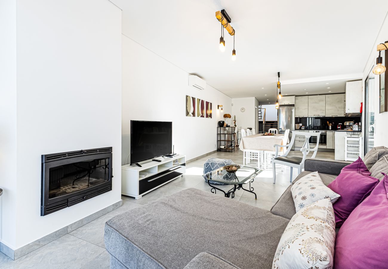 House in Armação de Pêra - Casa Colina II – Pool, BBQ & Family Retreat