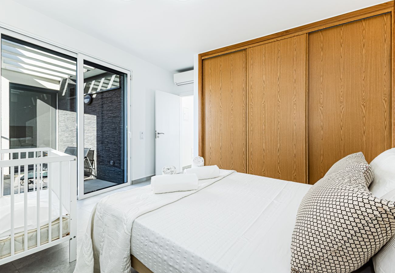 House in Armação de Pêra - Casa Colina II – Pool, BBQ & Family Retreat