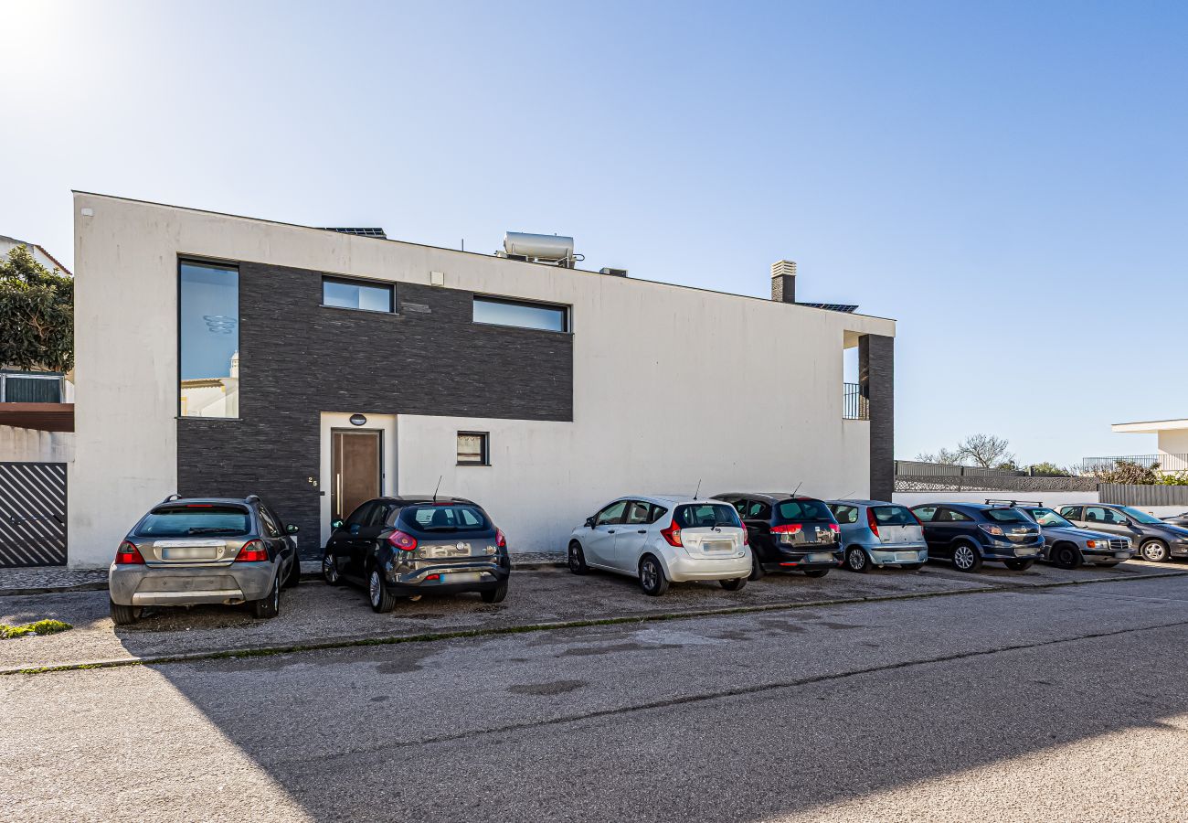 House in Armação de Pêra - Casa Colina II – Pool, BBQ & Family Retreat