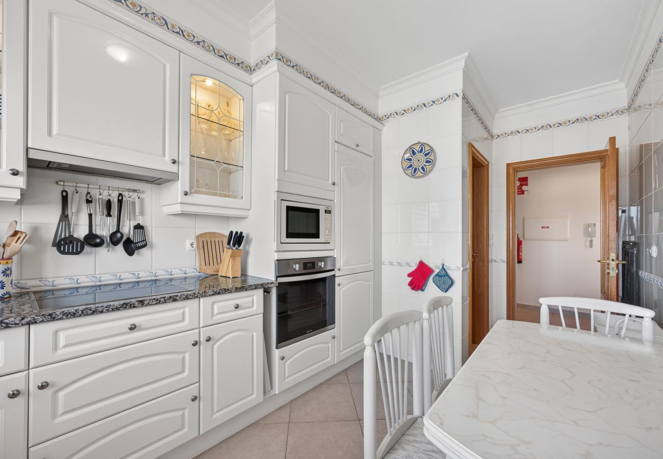Apartment in Lagos - Boavista Lakeview | Golf & Pool Retreat