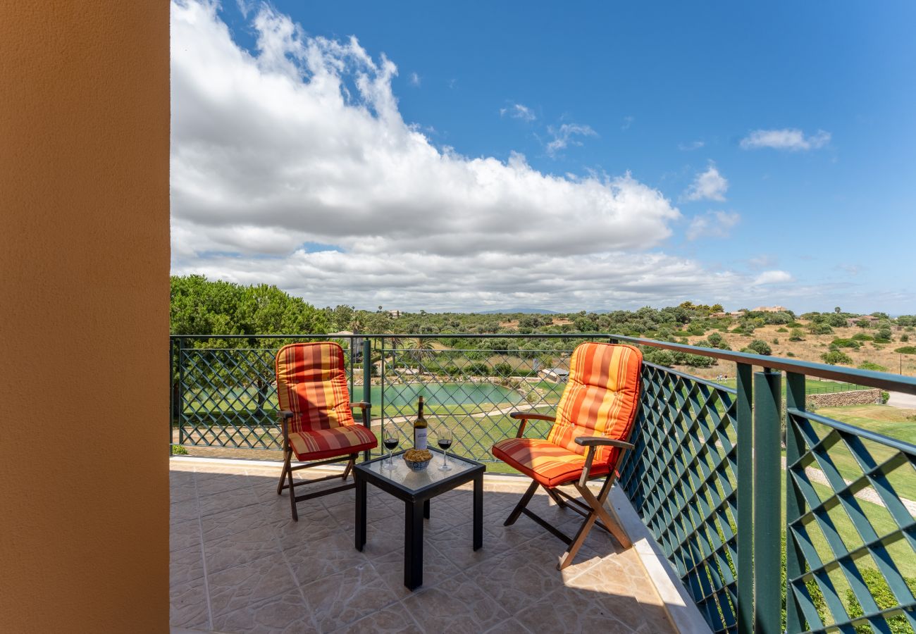 Apartment in Lagos - Boavista Lakeview | Golf & Pool Retreat