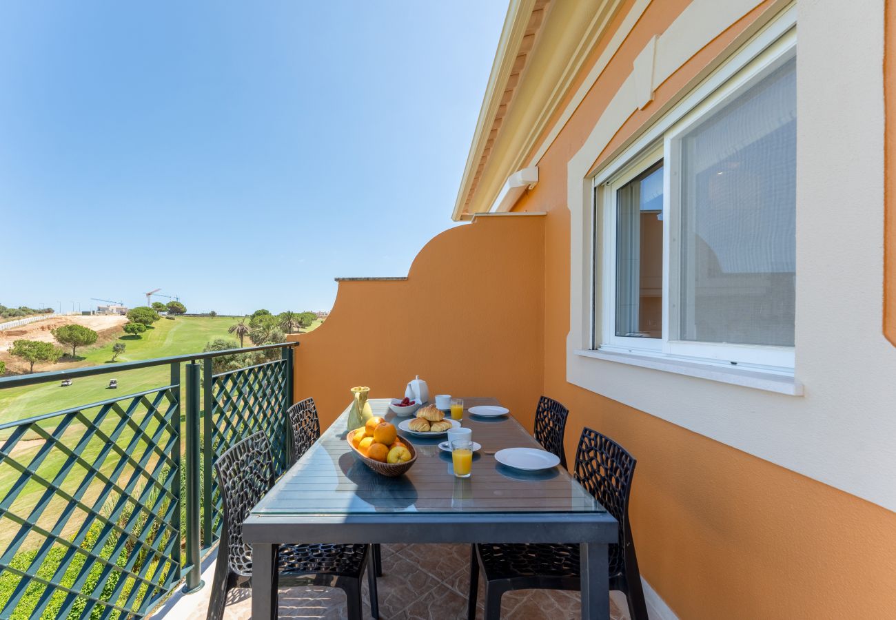 Apartment in Lagos - Boavista Lakeview | Golf & Pool Retreat