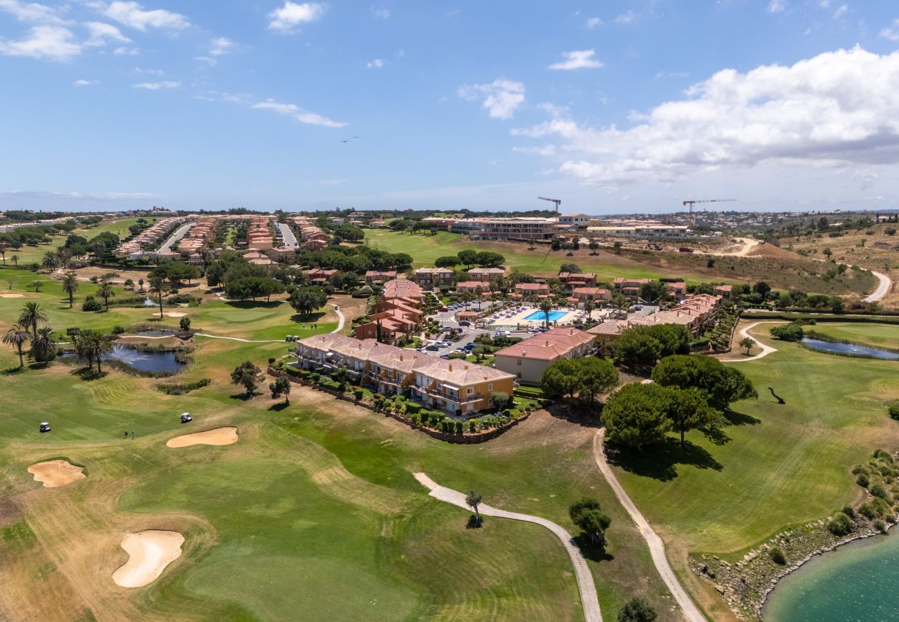 Apartment in Lagos - Boavista Lakeview | Golf & Pool Retreat