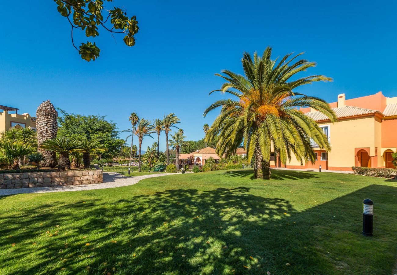 Villa/Dettached house in Lagos - Charming 3-Bedroom Semi-Detached Villa – Jardins da Meia Praia